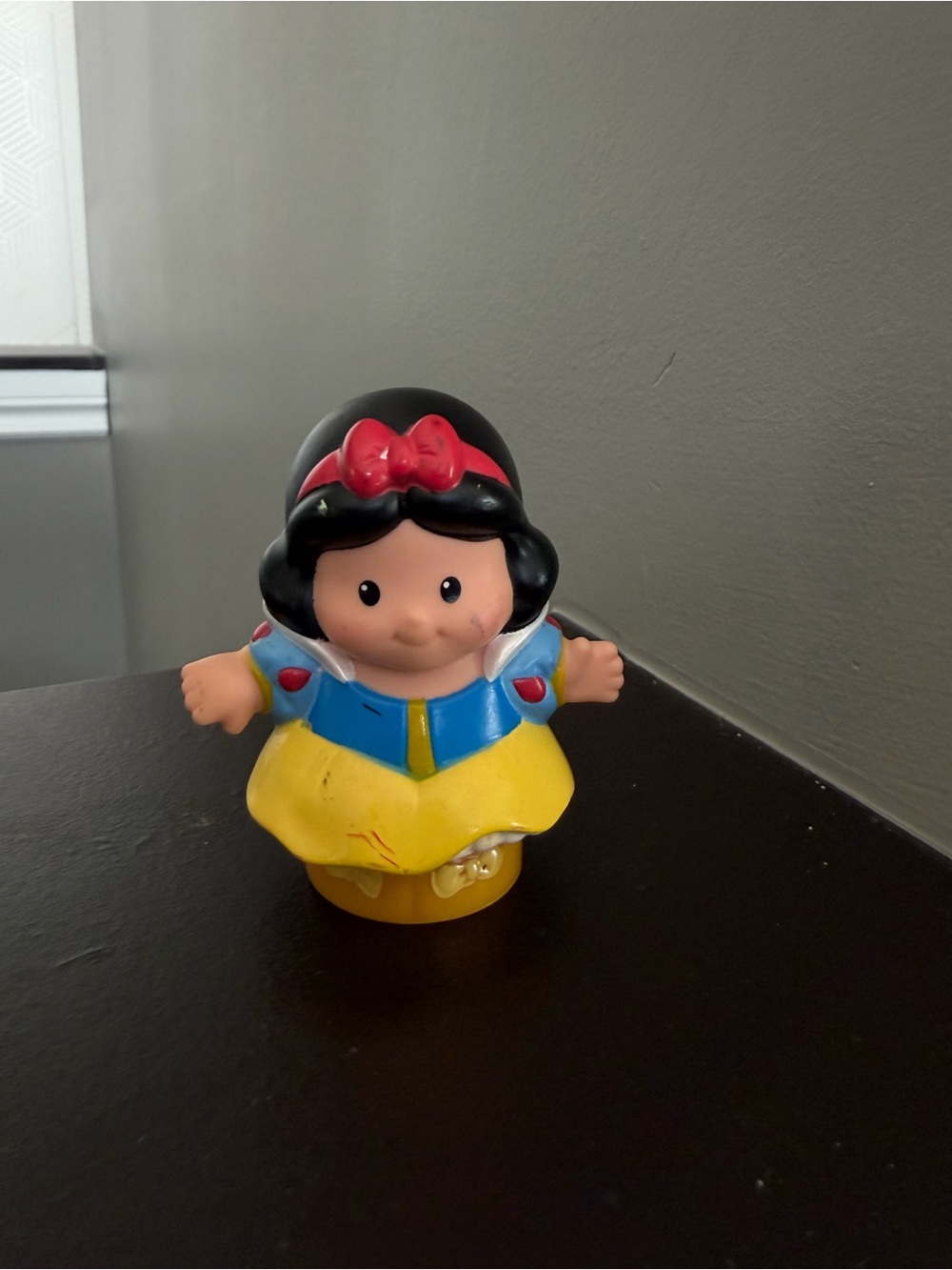 Little People Snow White Talker